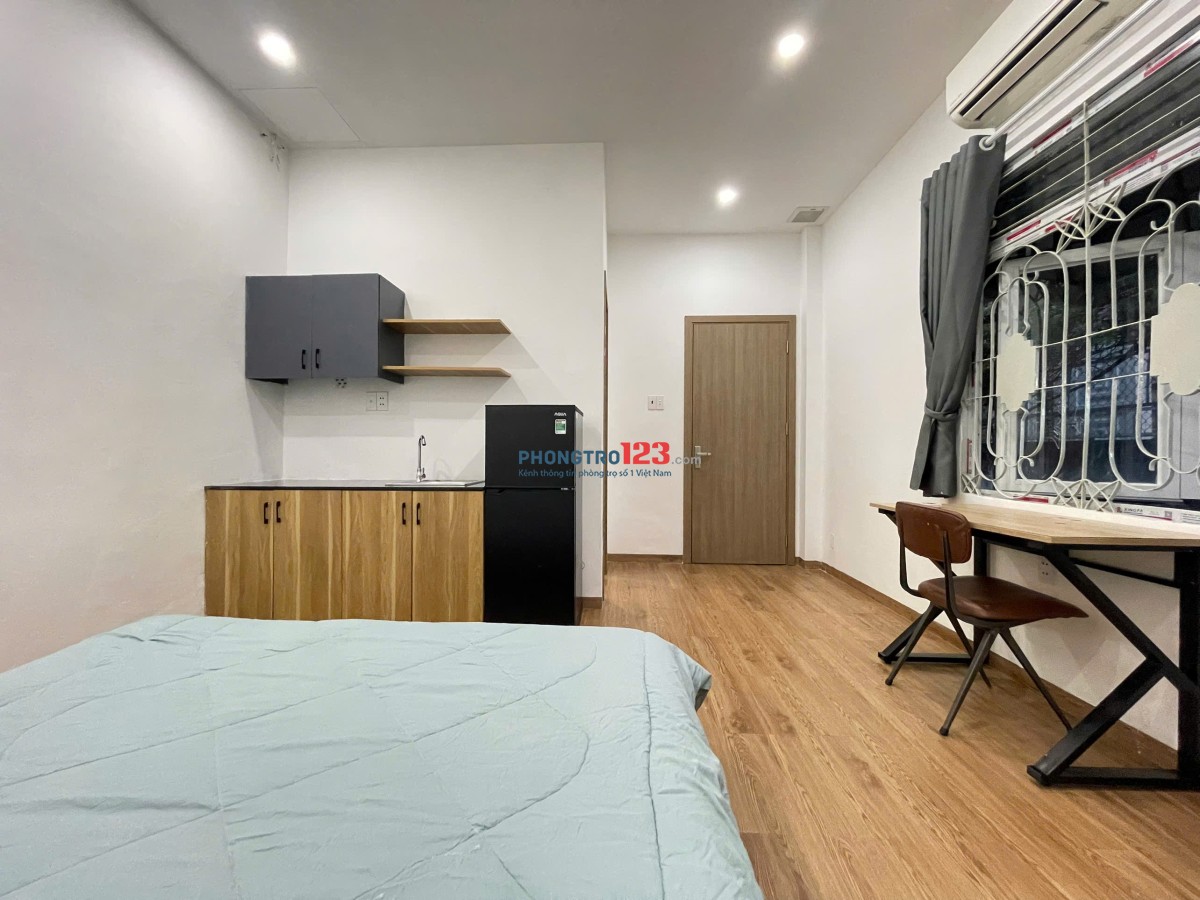 Cho thuê phòng full nội thất, cửa sổ lớn - gần Phan Xích Long, chợ Bà Chiễu giáp Q1 Q3