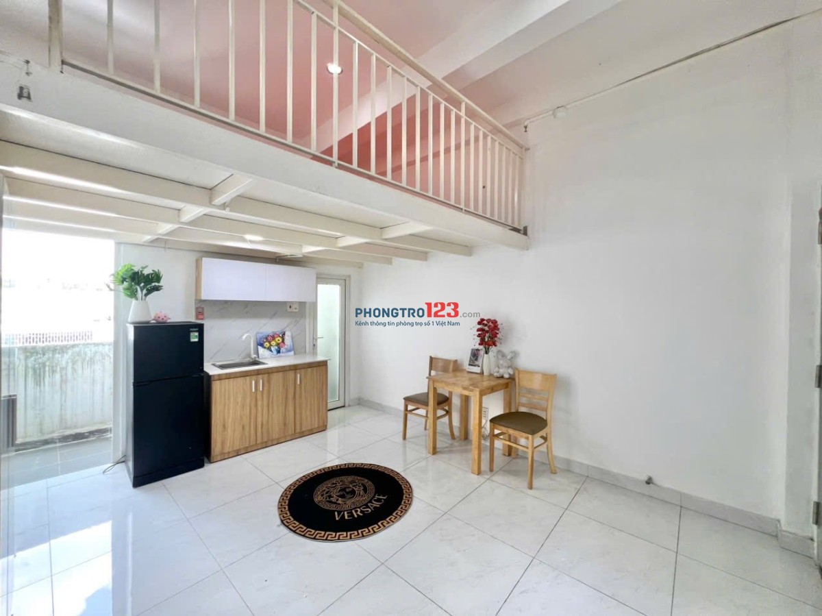 PHÒNG CÓ GÁC CỬA SỔ FULL TIỆN NGHI GẦN AEON TÂN PHÚ