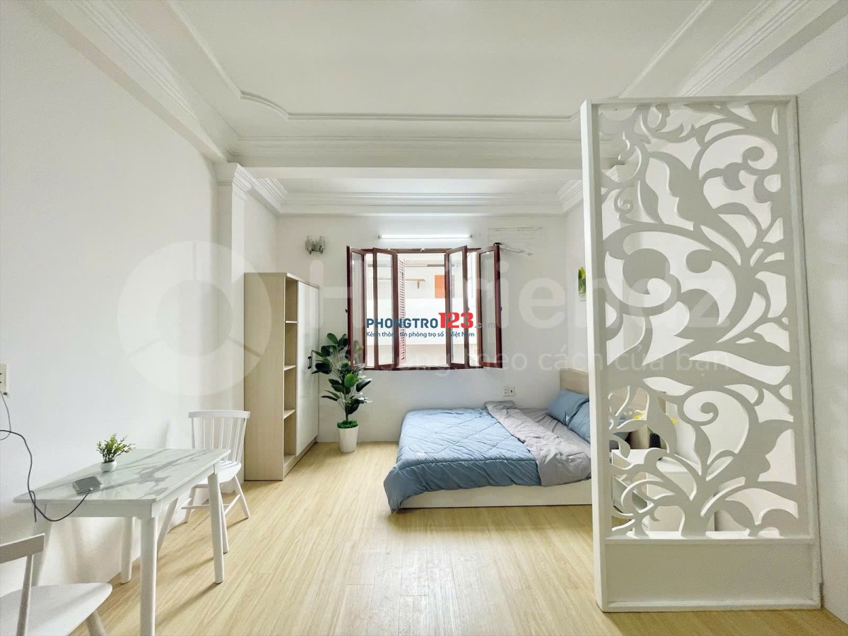 Cho Thuê Phòng Bình Thạnh Rộng 35m2, Tách bếp, Cửa sổ lớn gần Ngã Tư Hàng Xanh, Ngoại Thương