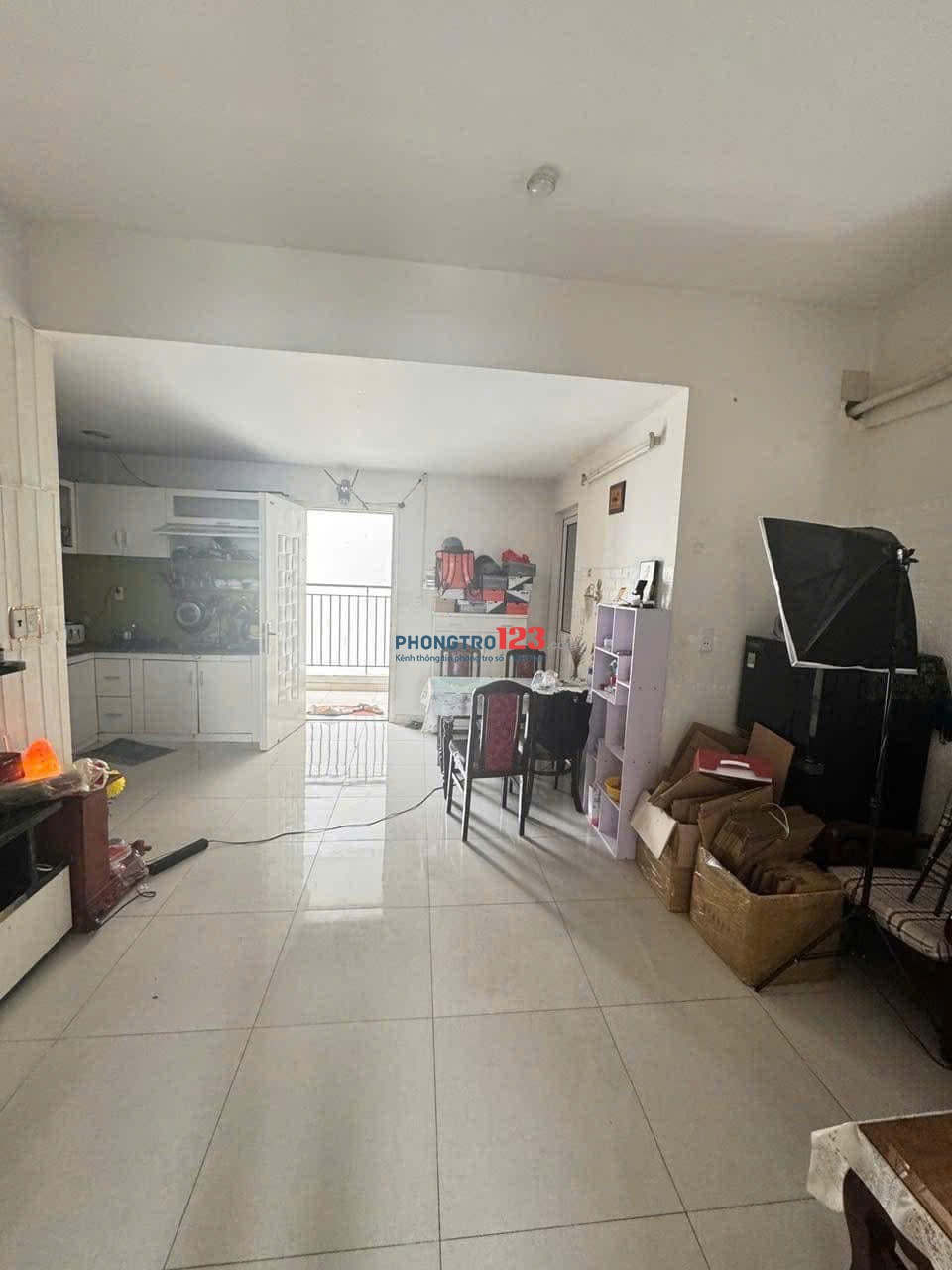 Chung cư LaKai(thang bộ), Nguyễn Tri Phương, Q5: 75m2, 2PN, NT 9tr/th