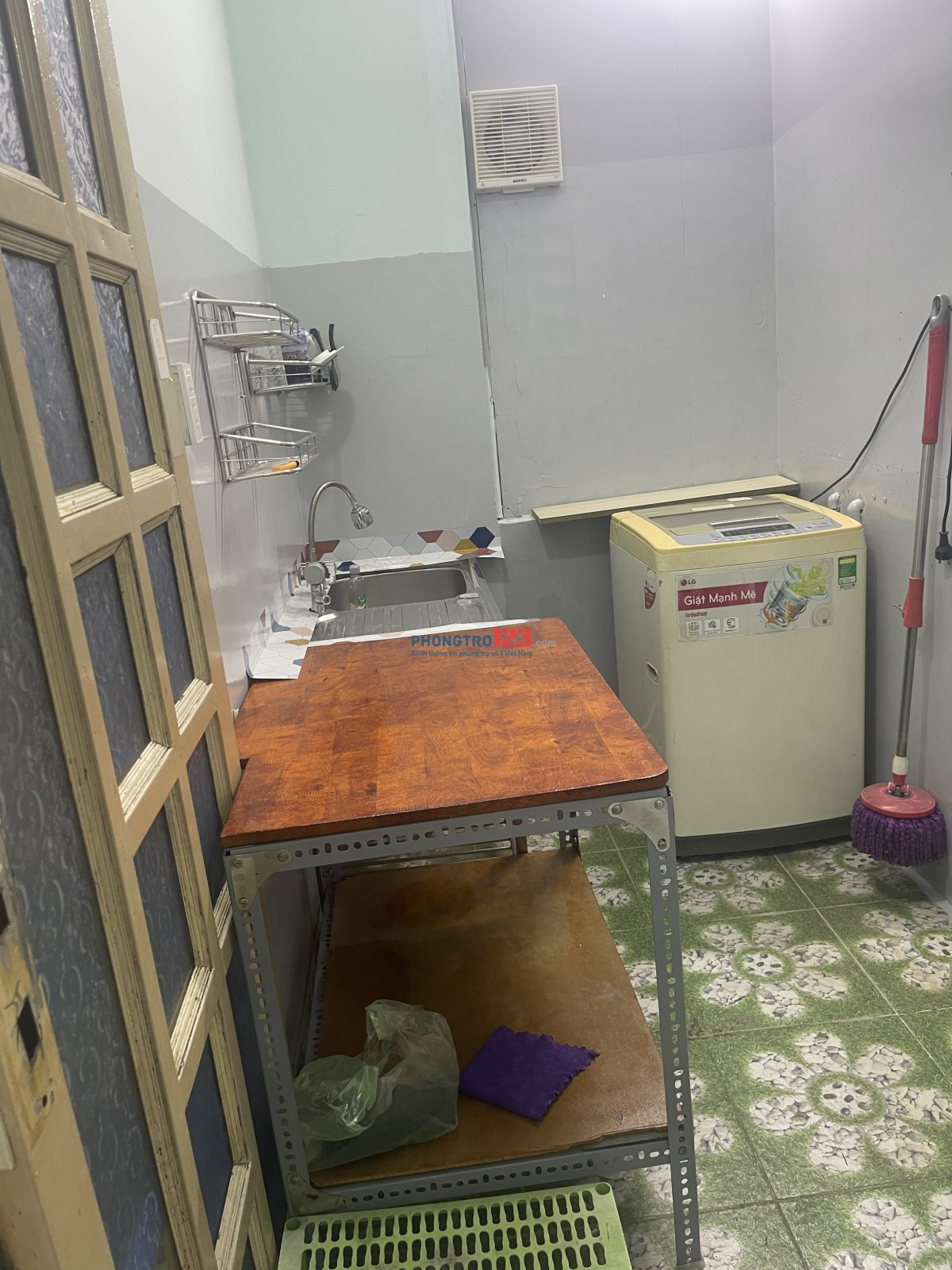 Phòng trọ 30m2, trung tâm Quận 10, đầy đủ tiện nghi, bếp riêng, giờ tự do. Không chung chủ