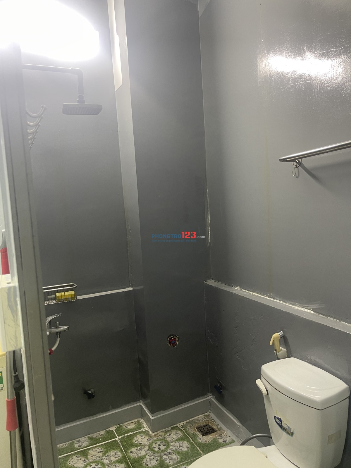 Phòng trọ 30m2, trung tâm Quận 10, đầy đủ tiện nghi, bếp riêng, giờ tự do. Không chung chủ