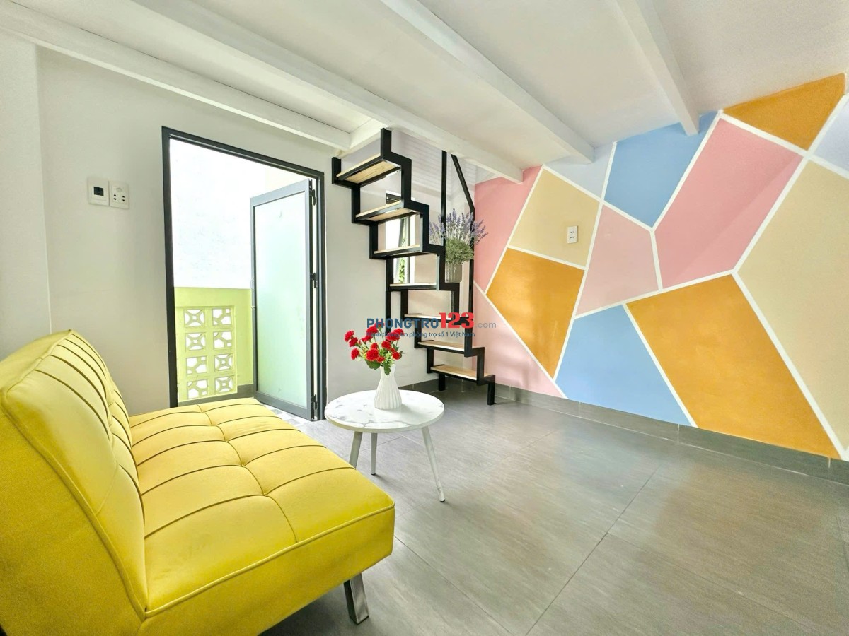 Phòng trọ Cực Rộng, Gác Cao m8, Full nội thất. Ở được 3-4 người. Ban công thoáng gần Mai Chí Thọ