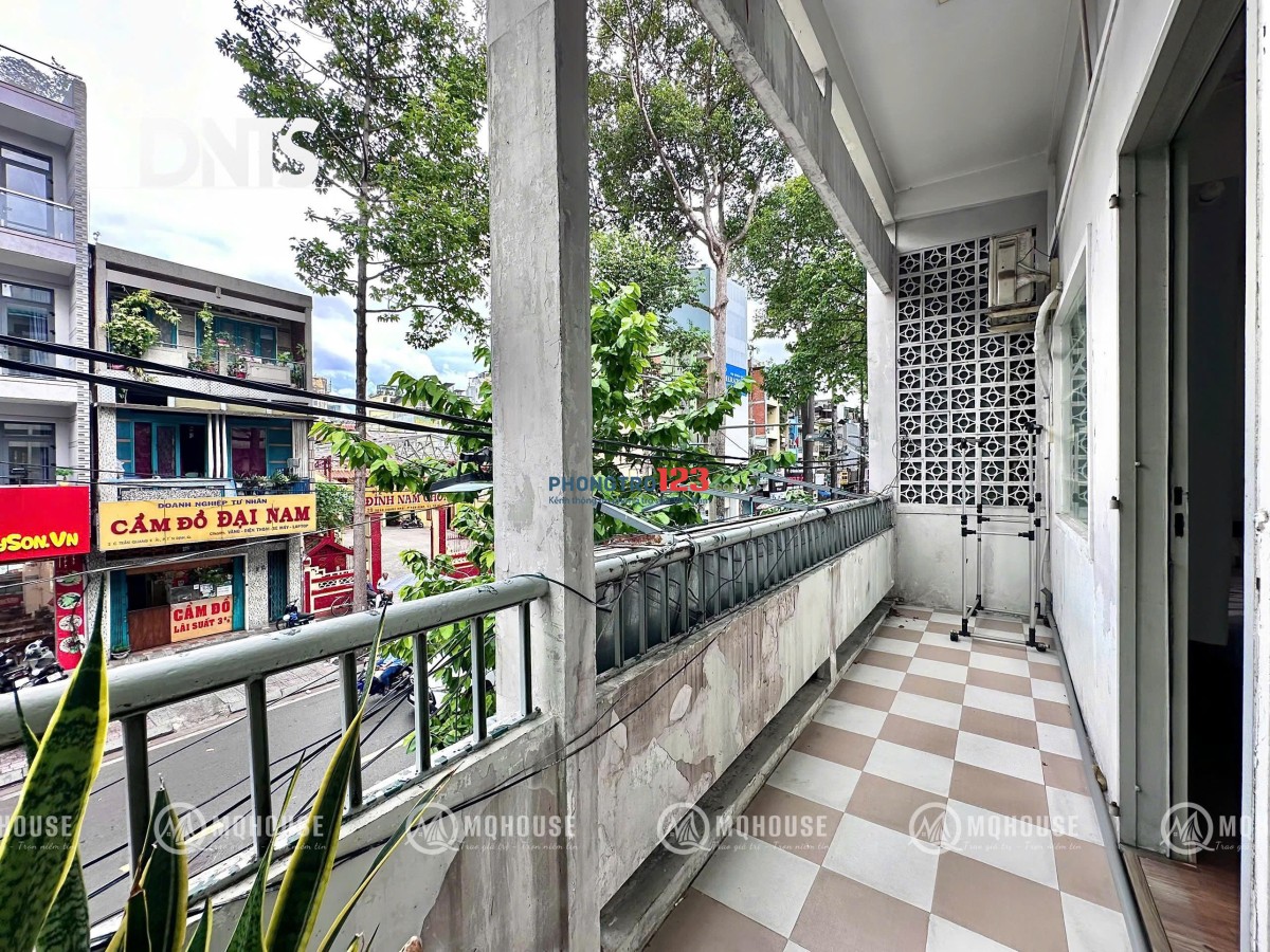 Cho thuê căn hộ balcony rộng 50m2 ngay Chung chư Horizon - chợ Tân Định - Vòng xoay Điện Biên Phủ
