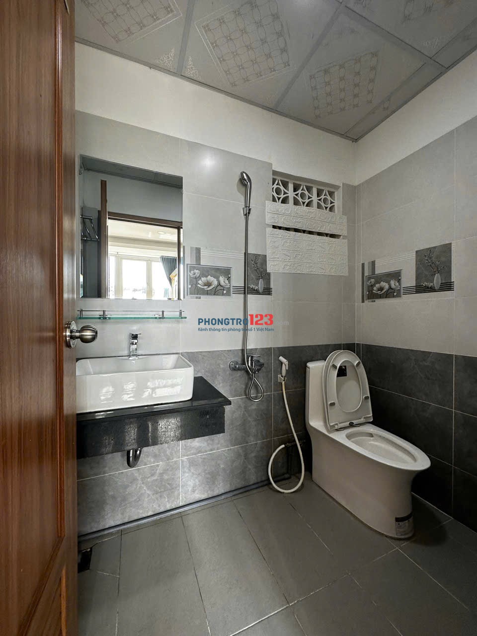 Cho thuê căn hộ mini giá rẽ có thang máy ngay Bùi Viện - chợ Bến Thành - ĐH Văn Lang, - khu Ốc Đào