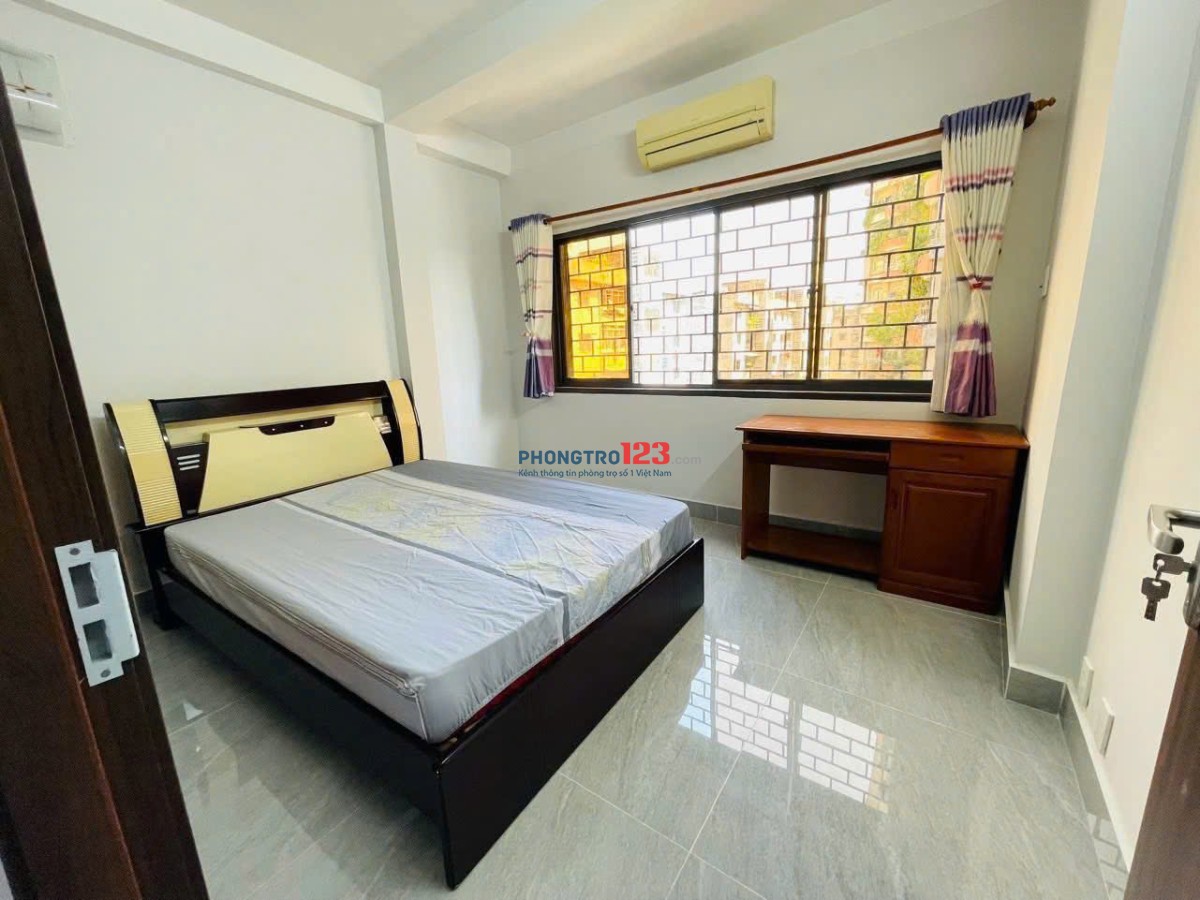 Chung cư Bàu Cát, Hồng Lạc, TB: 2p ngủ, 75m2, 8,5triệu, nhà trống