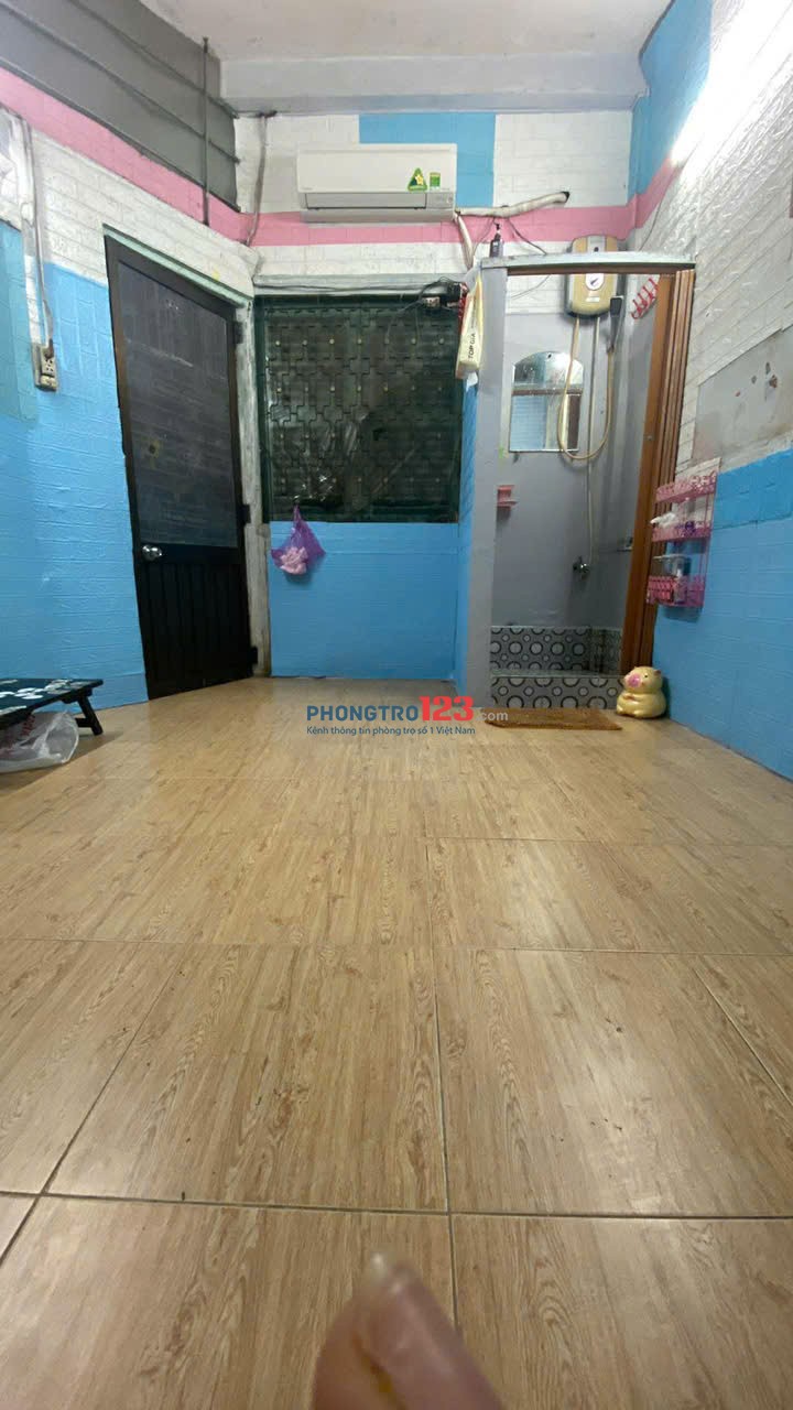 Phòng trọ tại mặt tiền đường Khánh Hội,Quận 4, gần Đại học Luật 1,4KM