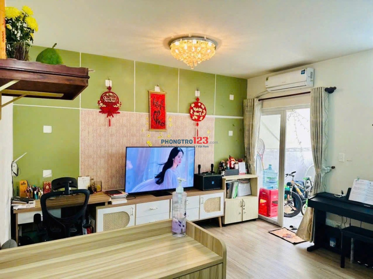 Chung cư NGuyễn Ngọc Phương căn hộ 70m2, 2p ngủ giá 11,5tr/th