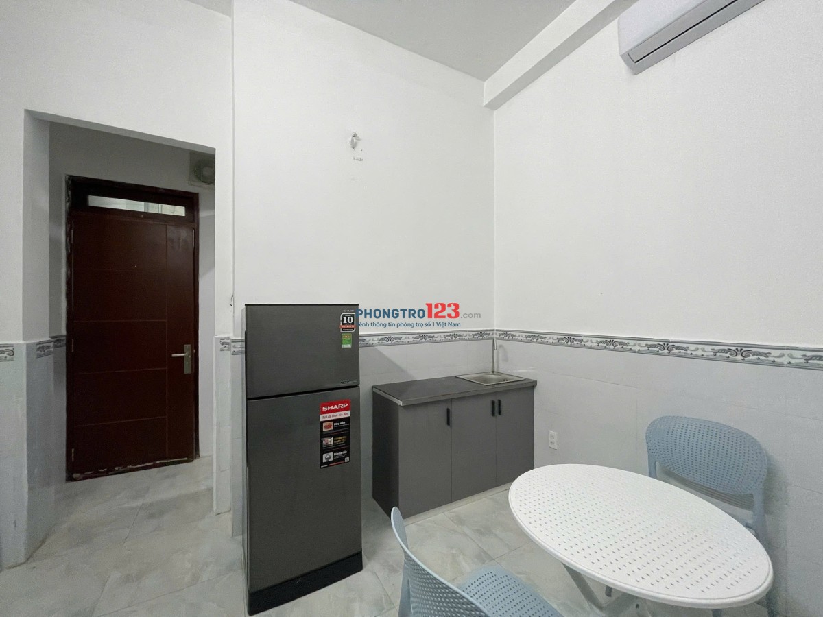 Pass phòng giá 4tr Điện 4kNước 100kPhí dv 150k