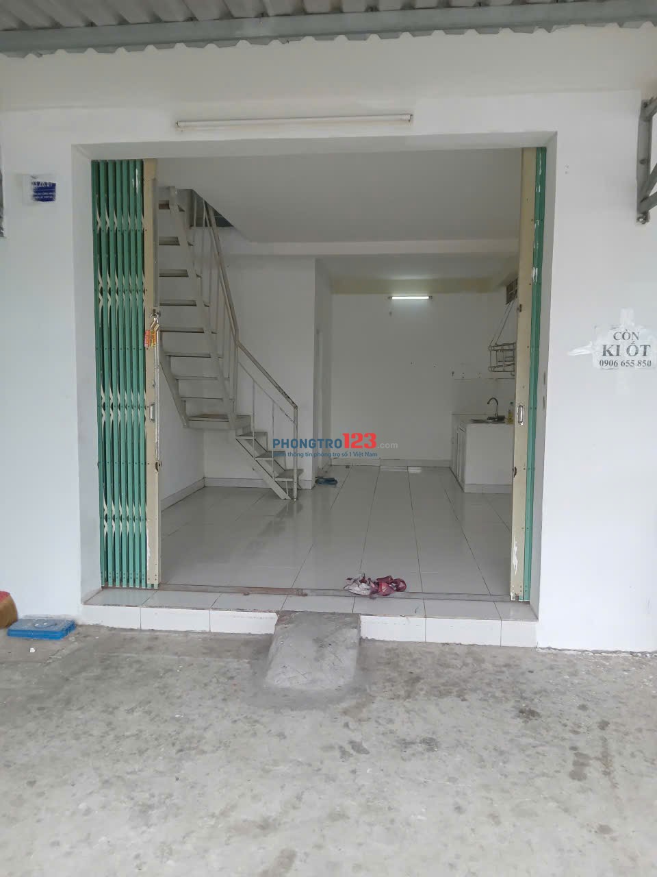 Còn ki ốt rộng, mới đường 33, vhip2a, đối diện cty, thích hợp văn phòng, ở, tạp hóa, tóc.., Vĩnh Tân