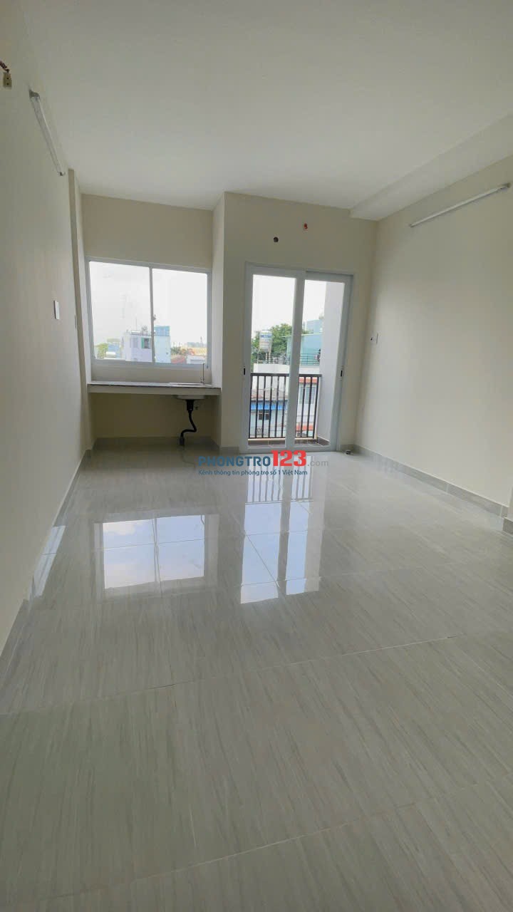 Cho thuê căn hộ Studio Ban công thoáng Q4 gần ĐH Luật, ĐH Nguyễn Tất Thành, cầu Khánh Hội