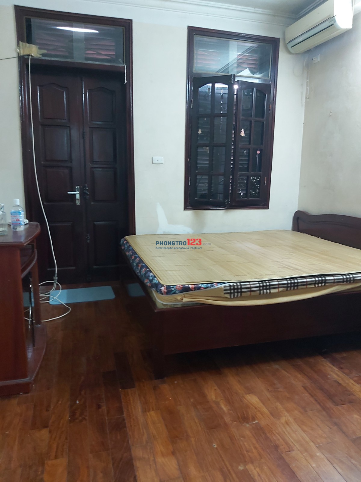 Cho thuê phòng, nhà riêng 3,5 tầng, ngõ 296 Minh Khai - HN, giá 2,5 tr/th