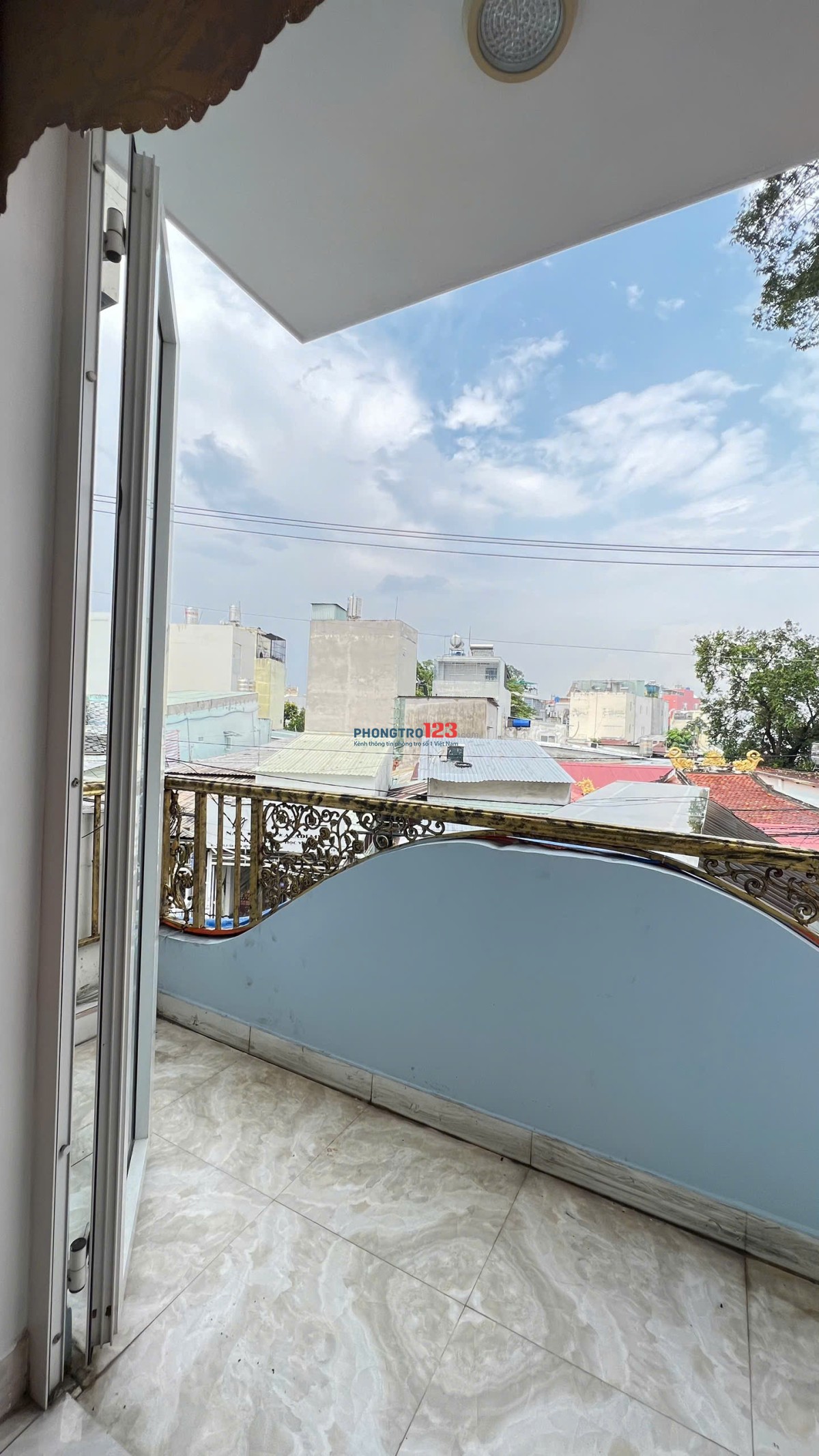 Phòng Full Nội Thất Ban CÔng gần TRƯỜNG GTVT 300M - GẦN CVPM 2KM