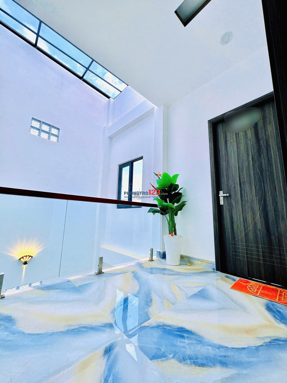 Cho thuê CHDV Âu Dương Lân Q8. THANG Máy Full Nội Thất, Mới Đẹp Giờ Giấc tự do, Ôtô đổ cửa nhỉnh 5tr