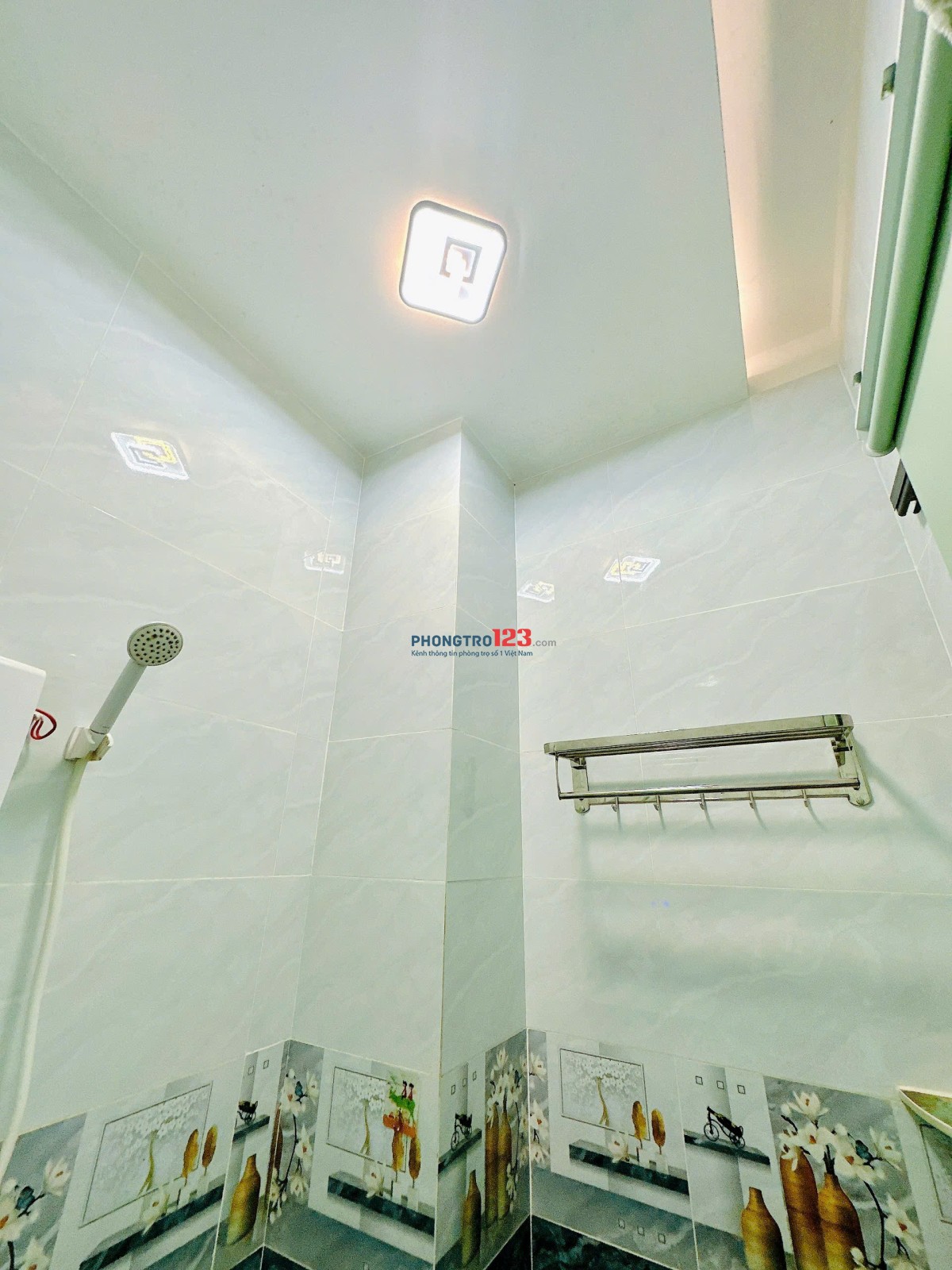 Cho thuê CHDV Âu Dương Lân Q8. THANG Máy Full Nội Thất, Mới Đẹp Giờ Giấc tự do, Ôtô đổ cửa nhỉnh 5tr