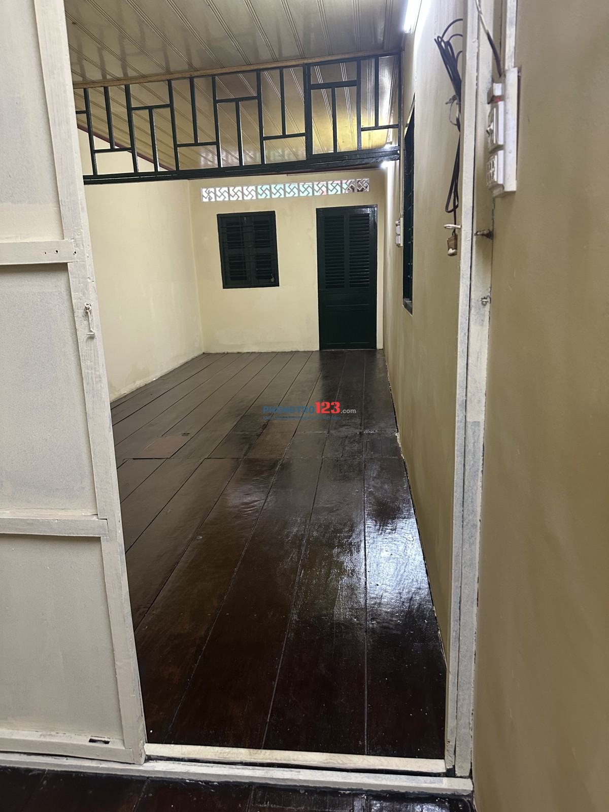 THUÊ PHÒNG TRỌ NỮ GIÁ RẺ Q11 1284/20 ĐƯỜNG 3 THÁNG 2, PHƯỜNG MINH PHỤNG, QUẬN 11