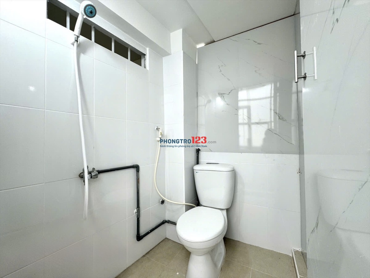 (Chính chủ) Phòng mới ở An Dương Vương, Quận 5 gần trung tâm
