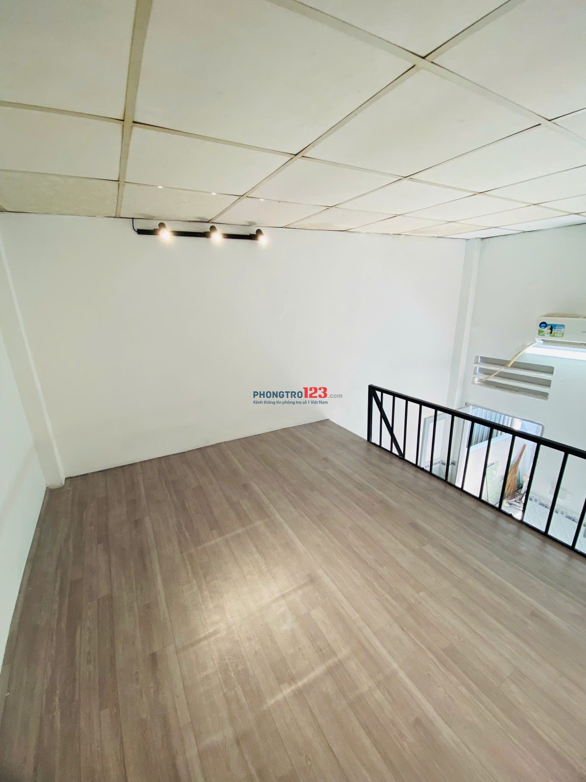 Phòng Full NT Có Gác đường Phạm Hữu Lầu, Quận 7