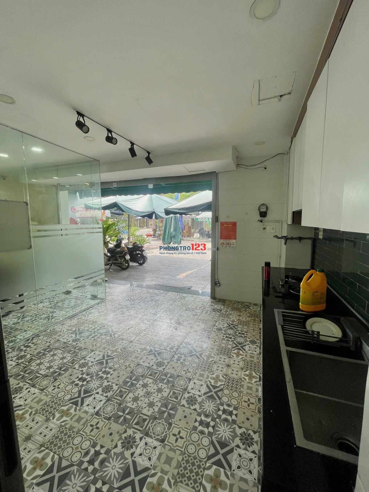 MẶT BẰNG KINH DOANH CÓ PHÒNG SAU Ở LẠI NGAY CHUNG CƯ SƠN KỲ 1