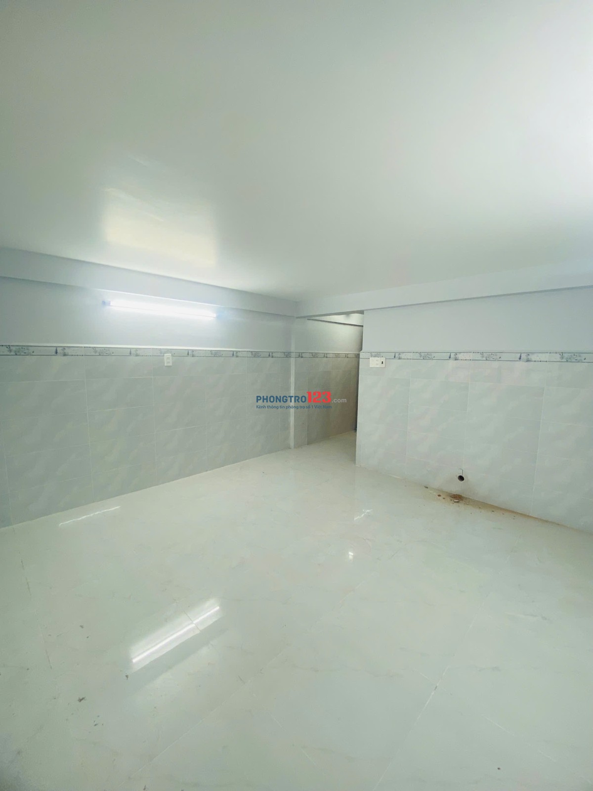  CHDV MỚI 100% – ĐỐI DIỆN BẾN XE CHỢ LỚN QUẬN 8