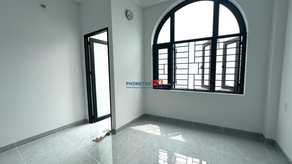 Bancon lầu 1, siêu sạch, thoáng, yên tĩnh