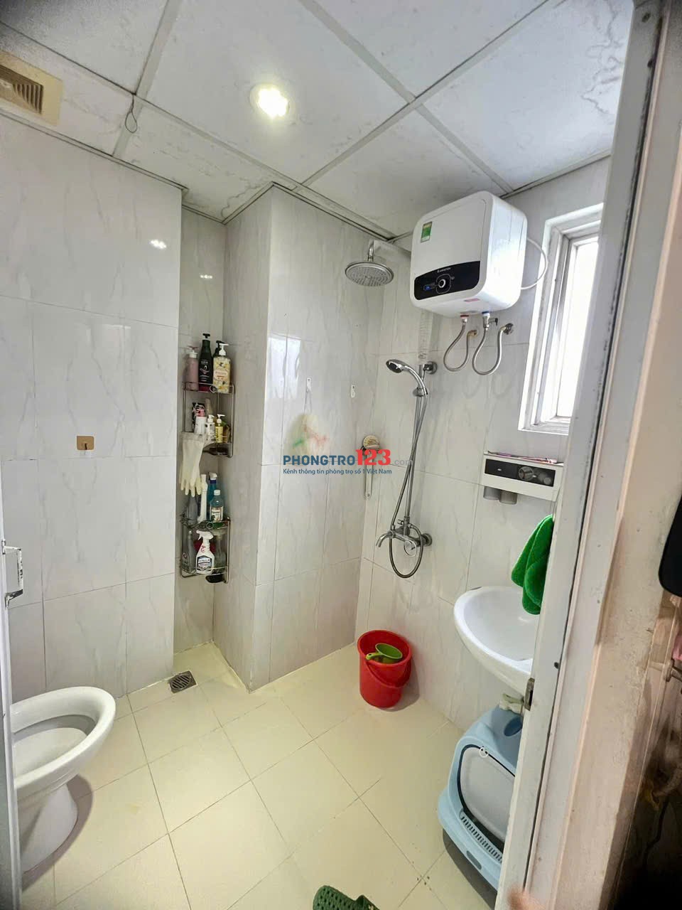 Chung cư 10A Trần Nhật Duât, Q1: 2p ngủ, full NT, 74m2, 12tr/th