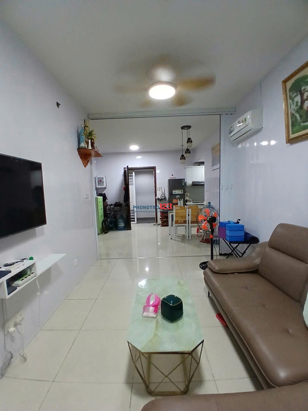 C/c 10a Trần Nhật Duât, rộng 70m2, NTCB, giá 11tr5/th, 2PN, Nhà mới.