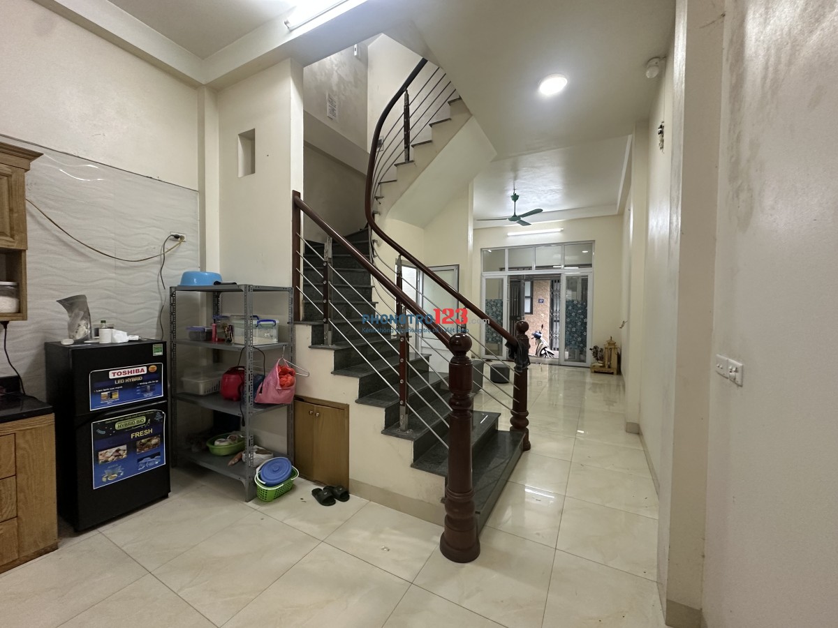 NHÀ NGUYÊN CĂN 70m² – 5 PHÒNG NGỦ – GẦN KHU NGOẠI GIAO ĐOÀN, CIPUTRA