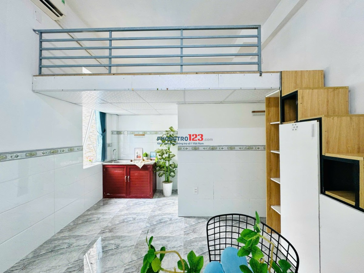 CHO THUÊ DUPLEX CÓ BAN CÔNG & CỬA SỔ TRỜI – SIÊU CHILL NGAY SÂN BAY, FULL NỘI THẤT