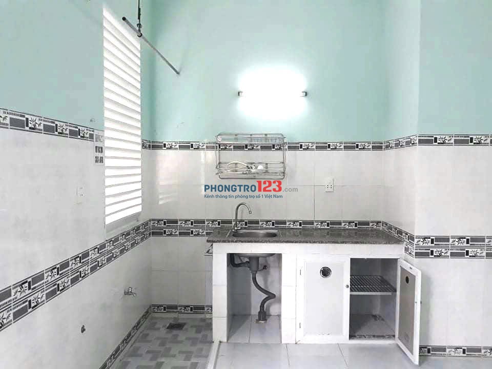 NHÀ TRỌ - NGAY NGÃ TƯ BÌNH THÁI