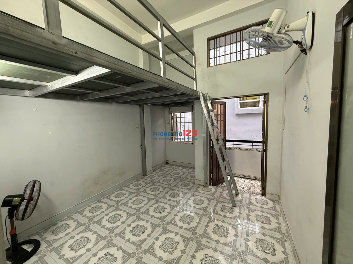  PHÒNG BAN CÔNG – GÁC LỬNG THOÁNG MÁT | BÌNH THẠNH | 3,5 TRIỆU