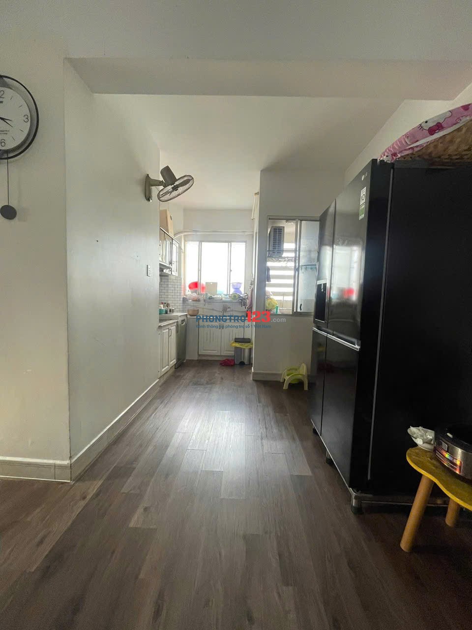 Chung cư 10A Trần Nhật Duật, Q1: 65m2, 9tr/tháng, full NT, 1PN rộng