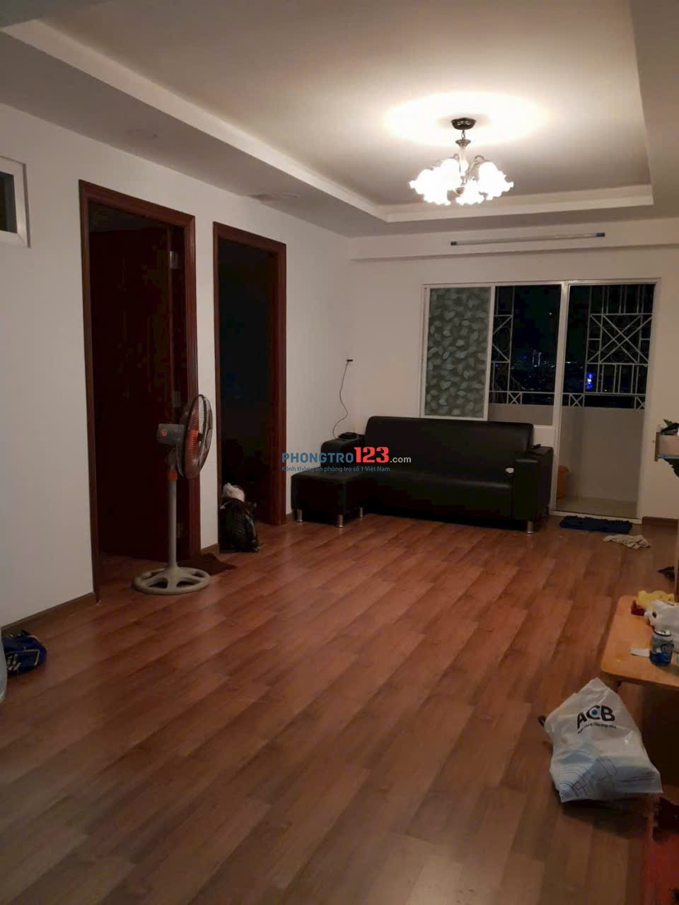 C/c Miếu nổi - Vũ Huy Tấn cho thuê căn 2p ngủ, NTCB, giá 11.5tr/th