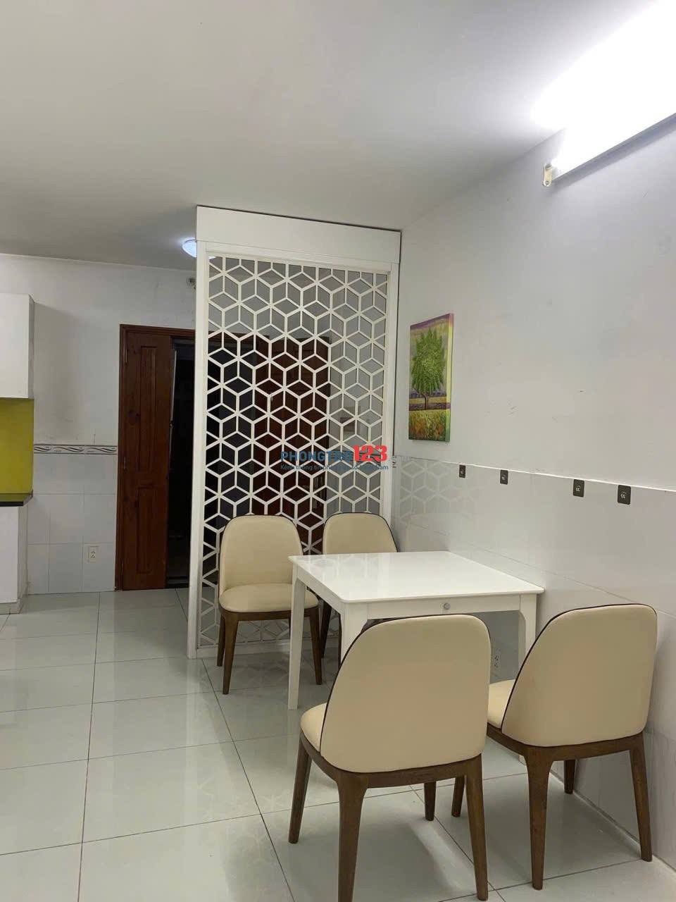 Chung cư Bàu Cát 2 cho thuê căn 2p ngủ. 2wc có nội thất giá 10tr/th