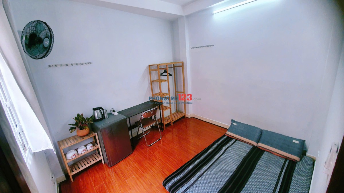 Cho thuê phòng mới ngay đầu đường Nguyễn Văn Đậu, Phú Nhuận