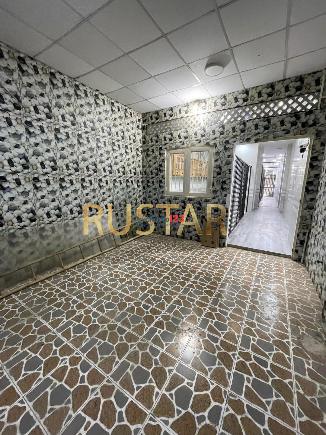 SIÊU PHẨM KTX NỮ TRỌN GÓI CHỈ 1TR.xxx SANG XỊN NGAY CĐ KINH TẾ ĐỐI NGOẠI - ĐỖ XUÂN HỢP