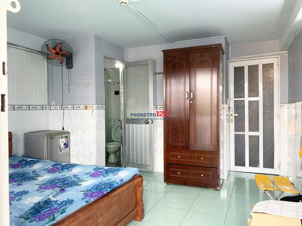 Cho Thuê Phòng Trọ Có Ban Công Thoáng Mát, Full Nội Thất, Chỉ 3tr2