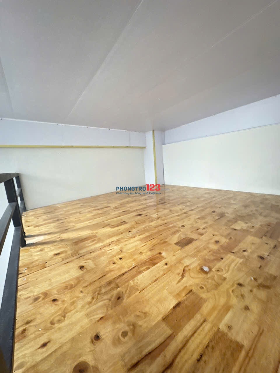 NGAY CHỢ AN NHƠN_DUPLEX CÓ NỘI THẤT Ở LIỀN FREE XE_MÁY GIẶT CHUNG_1PHÒNG DUY NHẤT