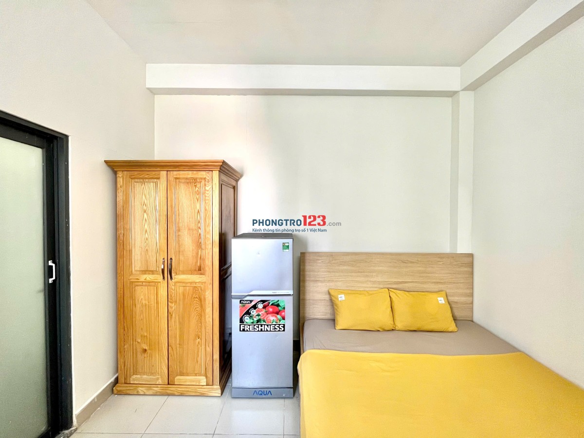 PHÒNG ĐẸP CỬA SỔ TIỆN NGHI GẦN CÔNG VIÊN GIA ĐỊNH