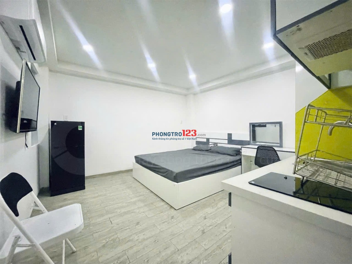 TRỌ BÌNH THẠNH GÀN NGÃ TƯ HÀNG XANH,Q1,Q3 STUDIO FULL NỘI THẤT 35m2 CỬA SỔ THOÁNG MÁT - VÕ DUY NINH