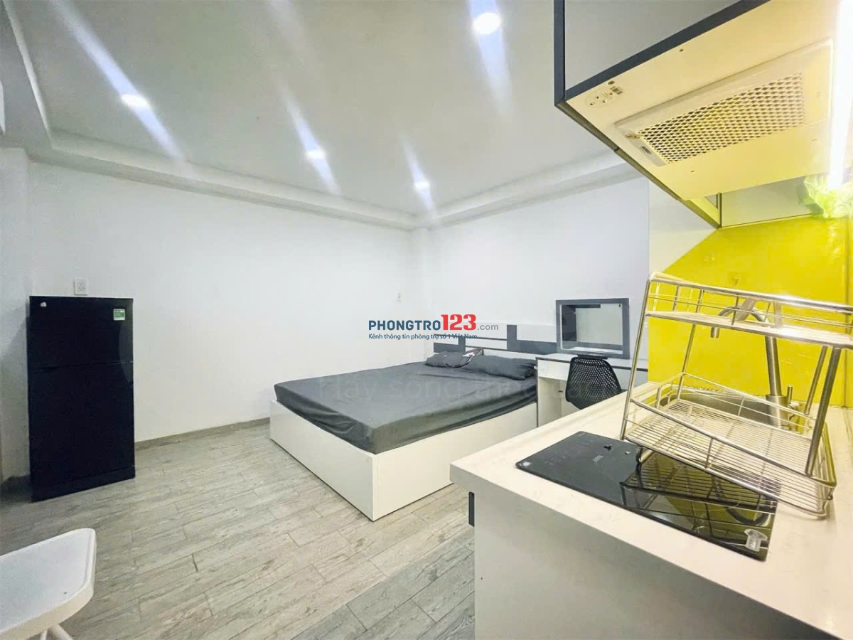 TRỌ BÌNH THẠNH GÀN NGÃ TƯ HÀNG XANH,Q1,Q3 STUDIO FULL NỘI THẤT 35m2 CỬA SỔ THOÁNG MÁT - VÕ DUY NINH