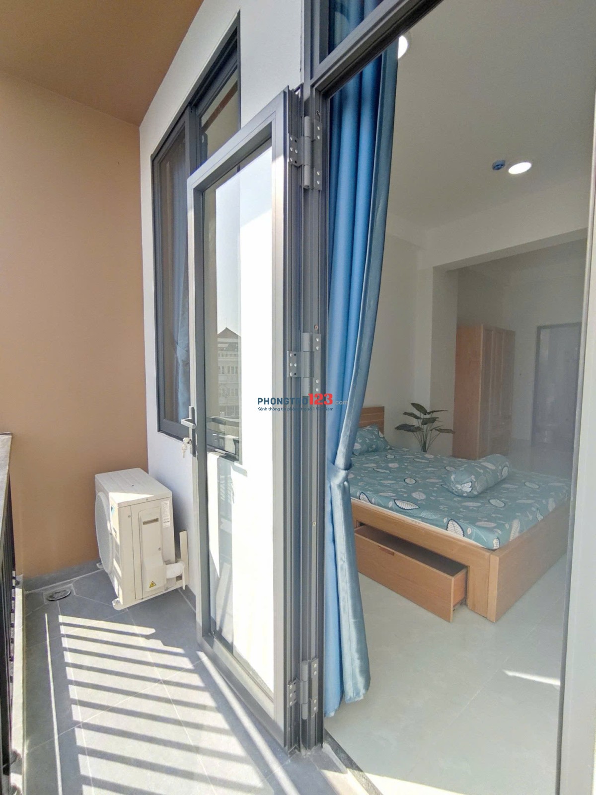 Phòng Trọ Ban Công Thang Máy 35m2 Nguyễn Văn Đậu Bình Thạnh Gần Chợ Bà Chiểu Phan Xích Long quận 1