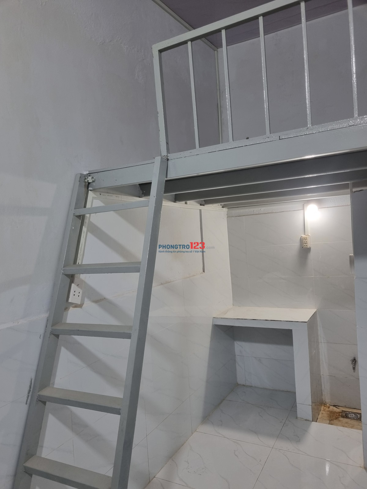 phòng trọ mặt tiền dọc đường xe lửa ngay chợ Hiệp bình 459 Kha Vạn Cân, Thủ Đức, HCM