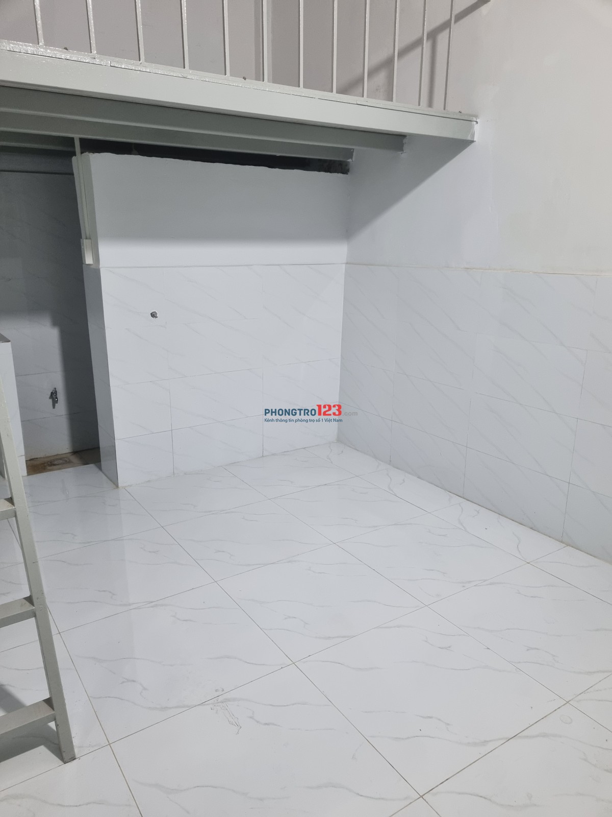 phòng trọ mặt tiền dọc đường xe lửa ngay chợ Hiệp bình 459 Kha Vạn Cân, Thủ Đức, HCM