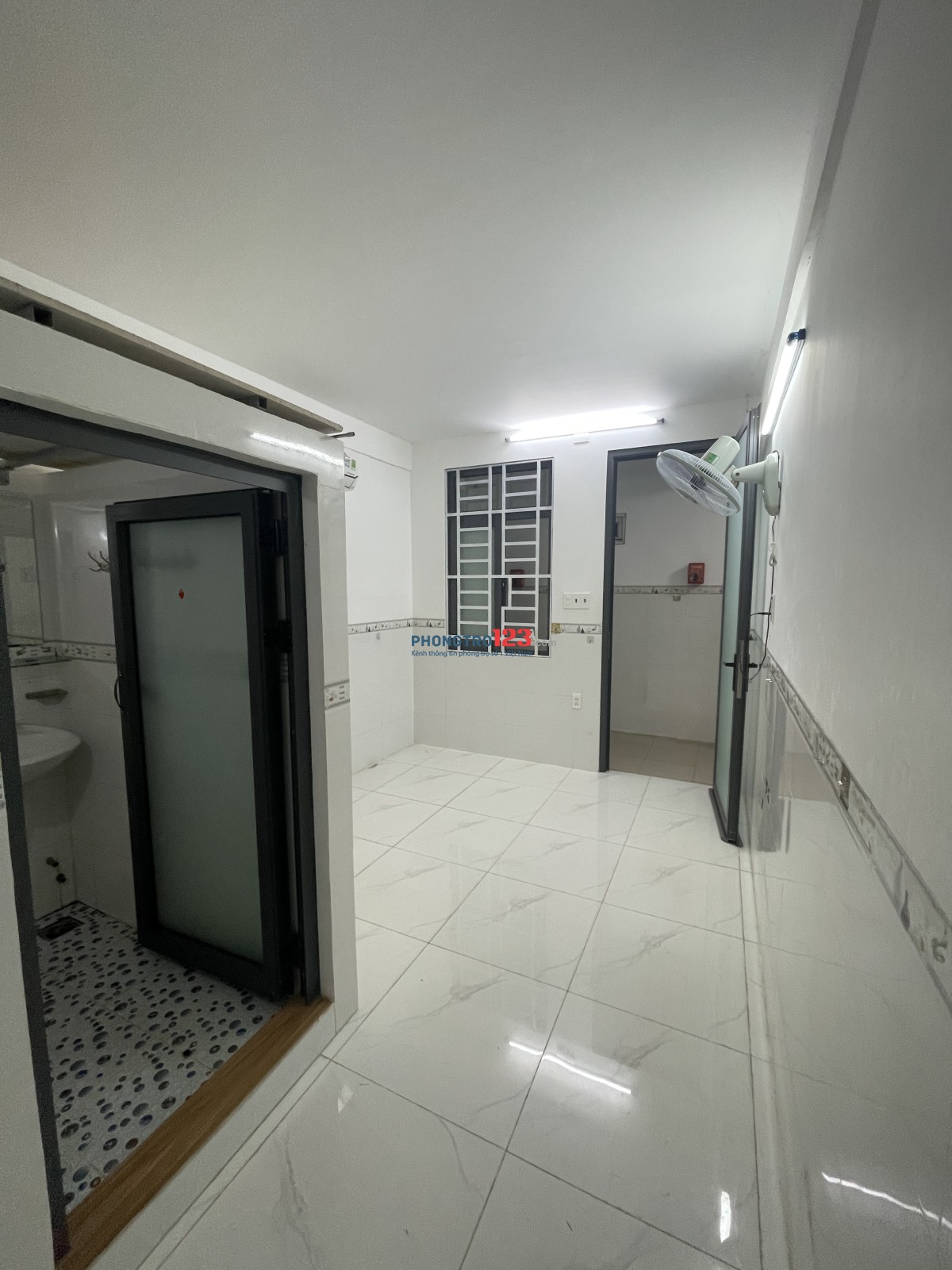 Phòng sạch đẹp 100% - full tiện ích - nhà thang máy an ninh pccc an toàn