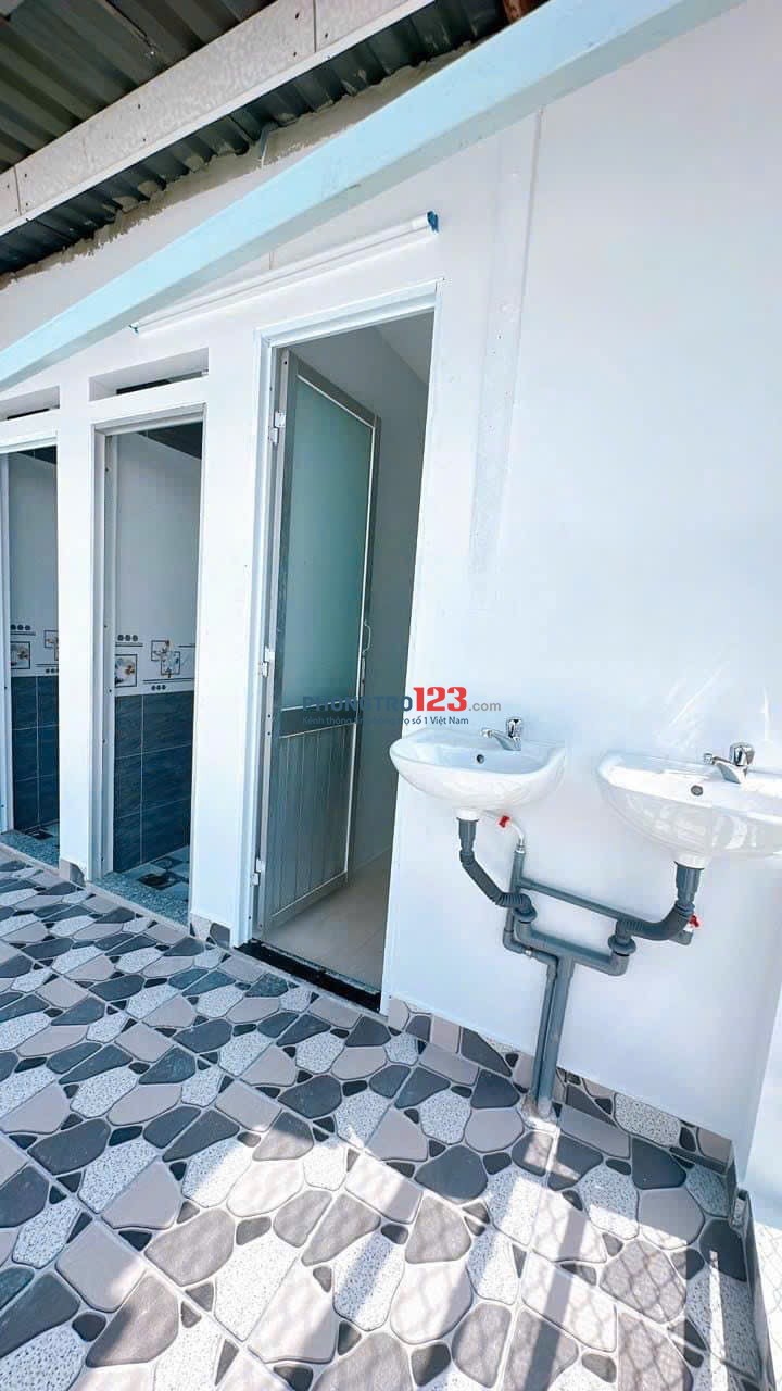 Phòng trọ mới giá 1,8tr trung tâm Q4