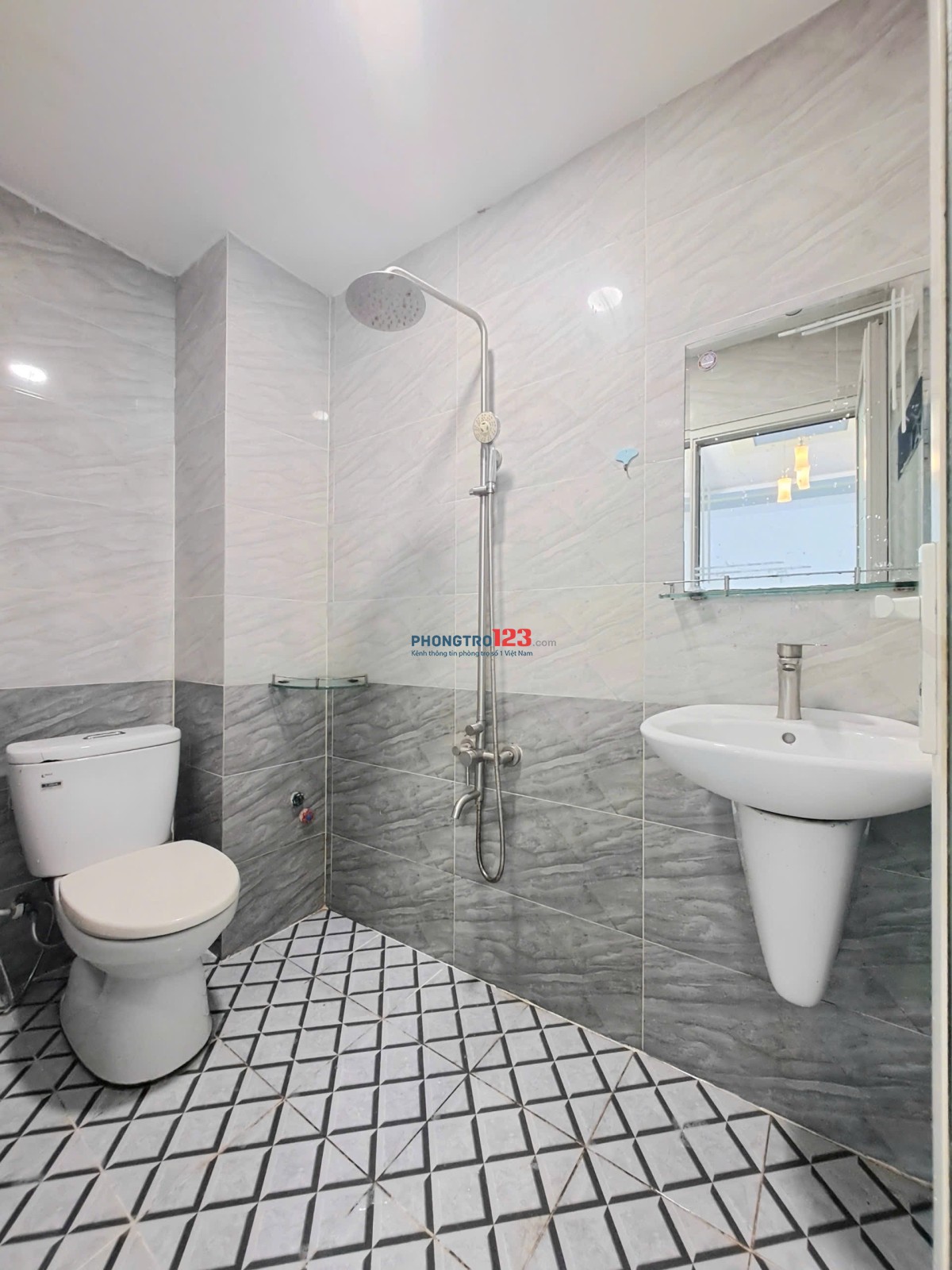 TRỐNG PHÒNG SIÊU RỘNG NGAY CHUNG CƯ GREEN TOWN, NGÃ 4 GÒ MÂY, SÁT QL1A