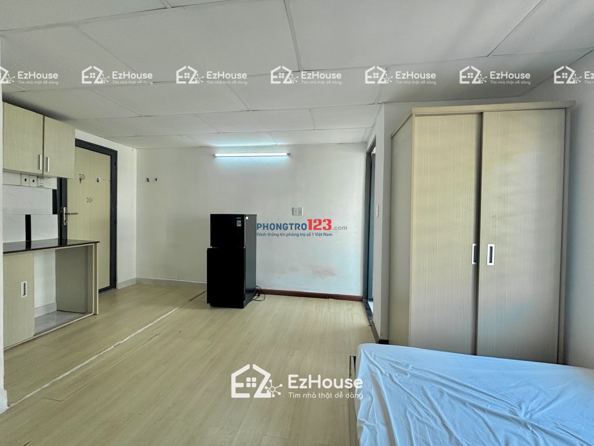 TRỌ BÌNH THẠNH GẦN Q1,Q3, NGÃ TƯ HÀNG XANH - STUDIO 35m2 BAN CÔNG CỬA SỔ LỚN - NGÔ TẤT TỐ - BTHANH