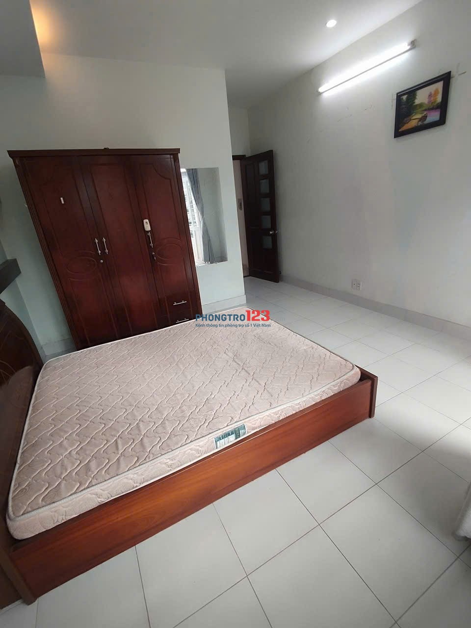 Phòng máy lạnh bếp tách phòng ngủ. KDC Bình Hưng. Quận 8