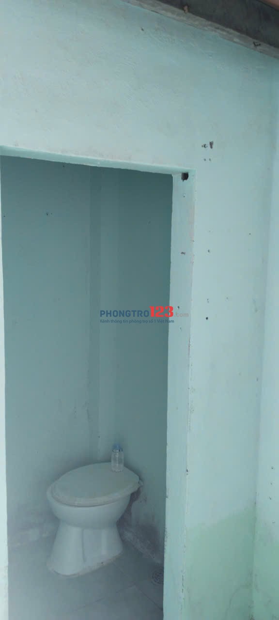 PHÒNG TRỌ GIÁ RẺ,CÓ GÁC, CÓ MÁY LẠNH, DƯƠNG BÁ TRẠC, Q8, 2 TRIỆU/THÁNG